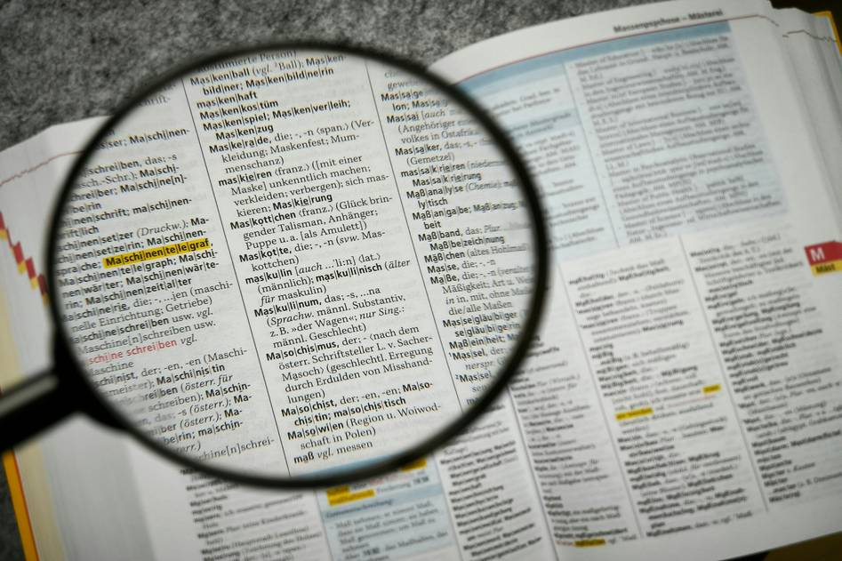Corpus linguistics blog homepage with annotated text samples